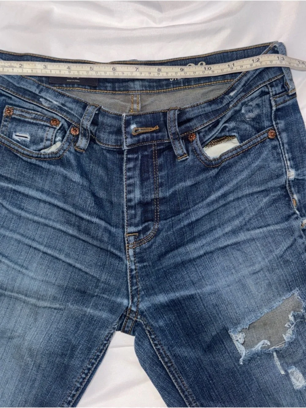 Dark Wash Distressed Women's Skinny Jeans - Size 26 - Picture 6 of 9